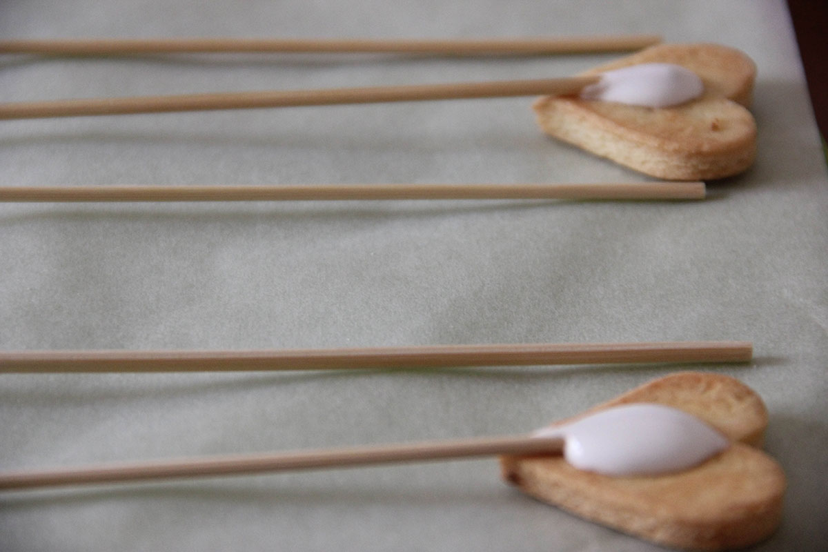 attaccare-stuzzicadenti