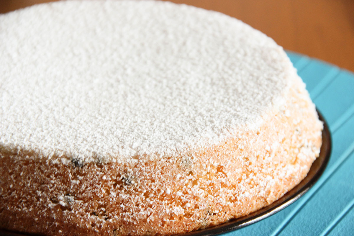 torta_soffice_yogurt_gocce_cioccolato_mandorle