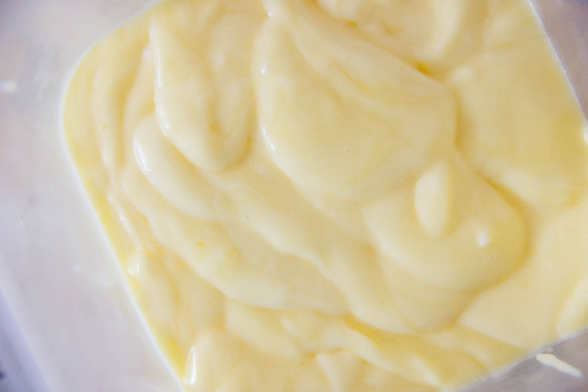 Crema pasticcera al limone