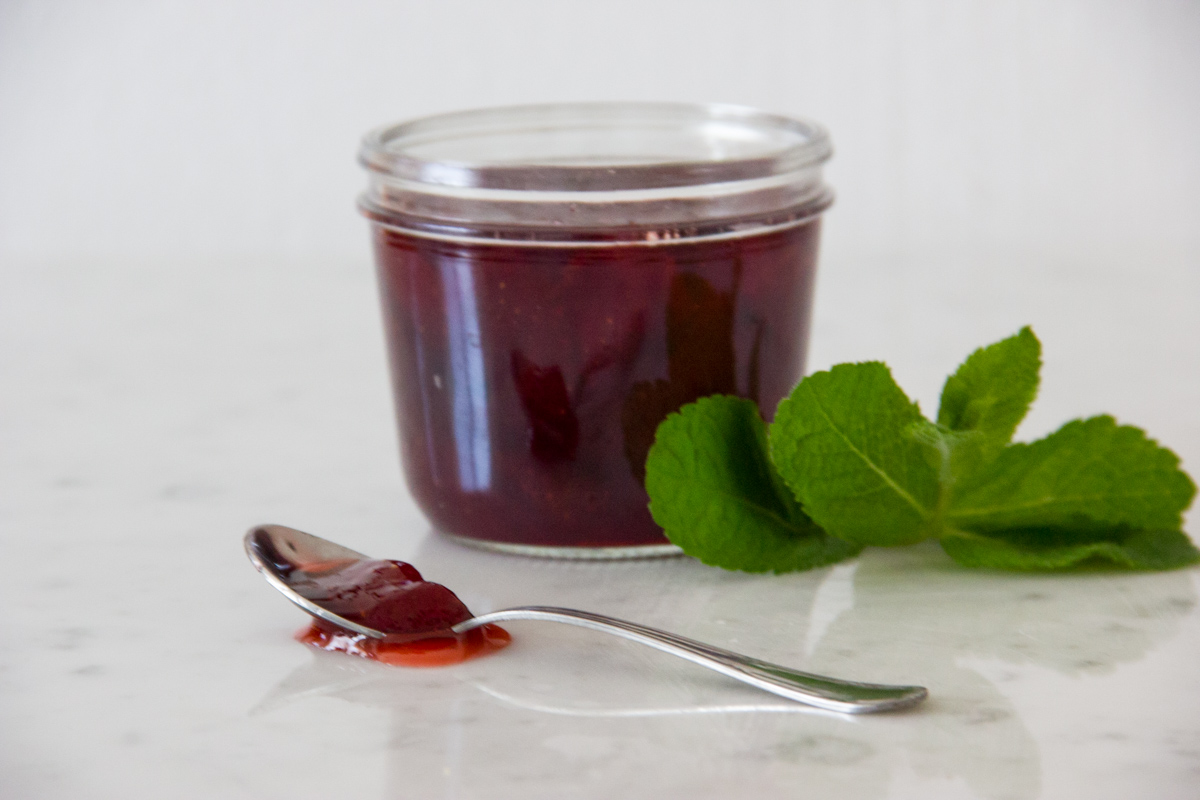 confettura-fragole-menta-pepe-