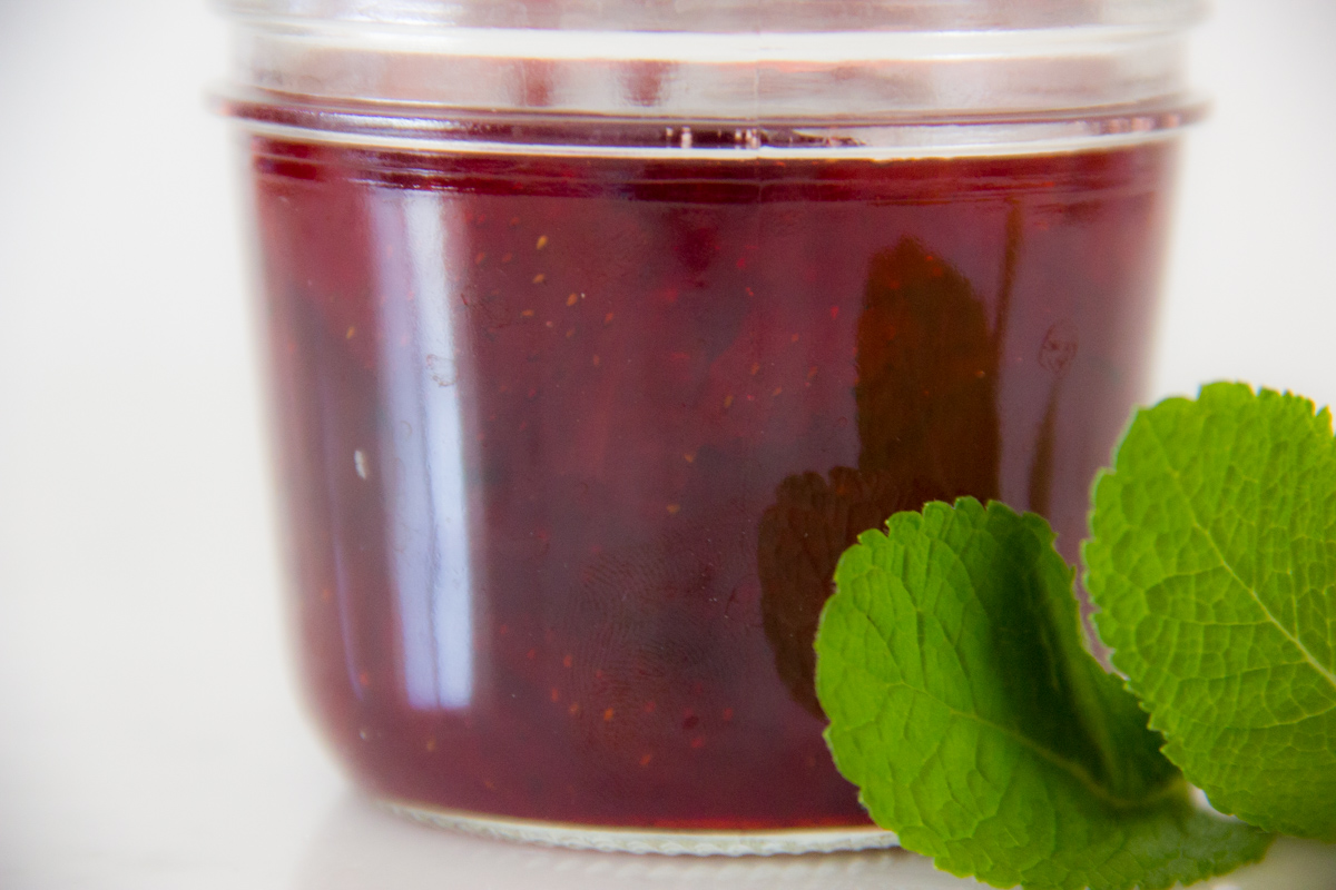 confettura-fragole-menta-pepe-