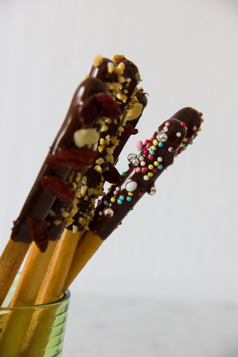 grissini-cioccolato-riciclo-uova-pasqua-