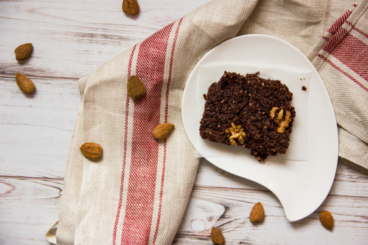 brownies al cioccolato fondente e noci senza glutine