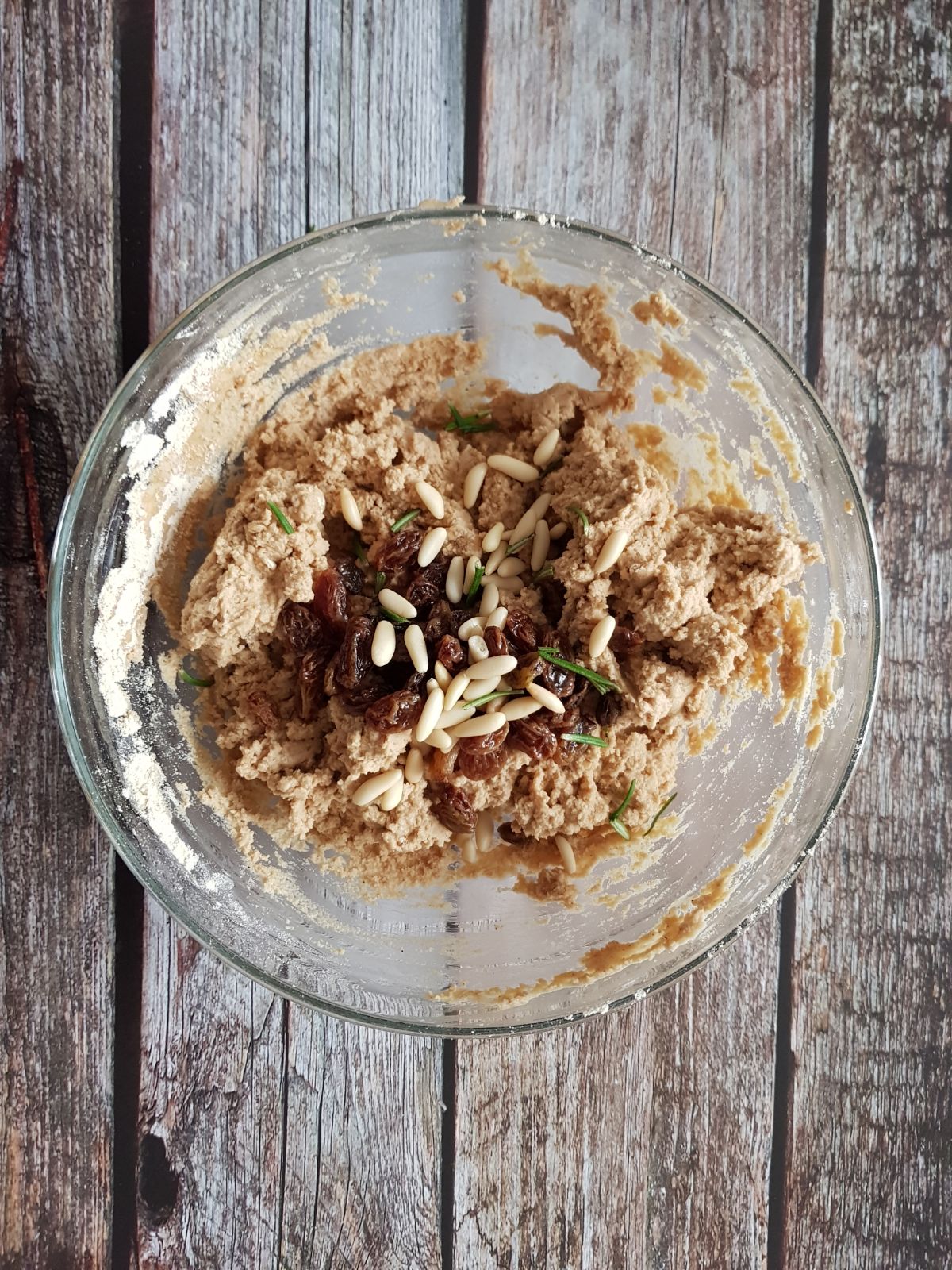 castagnaccio impasto uvetta