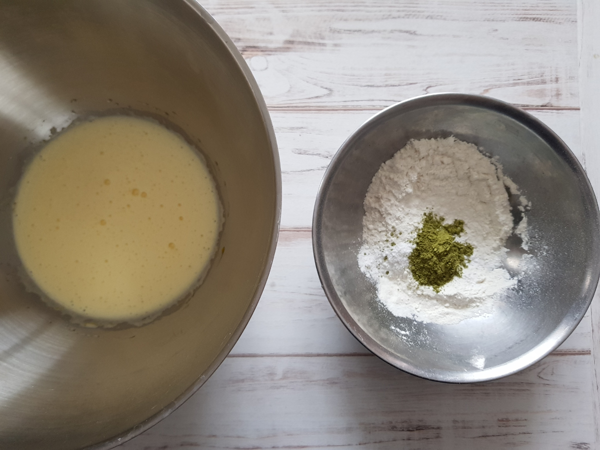 madeleine e tè matcha