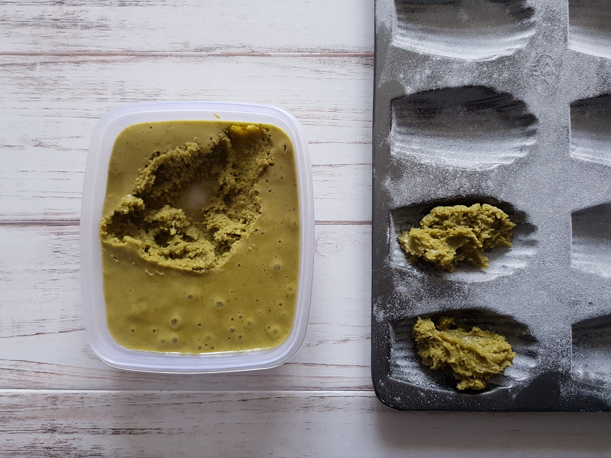 madeleine e tè matcha