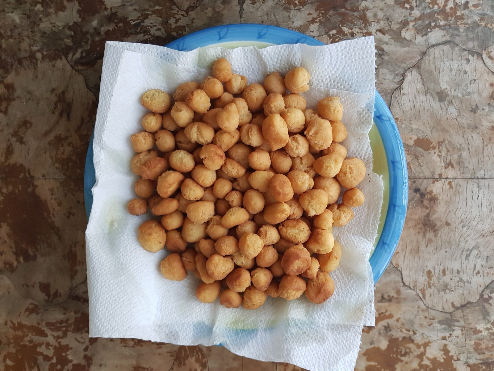 Struffoli napoletani fritti