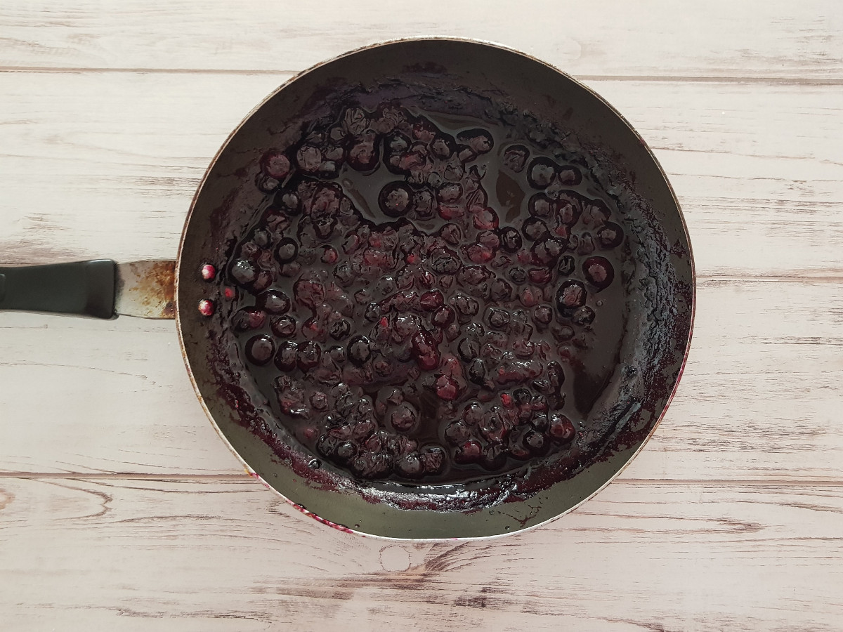 Composta di mirtilli