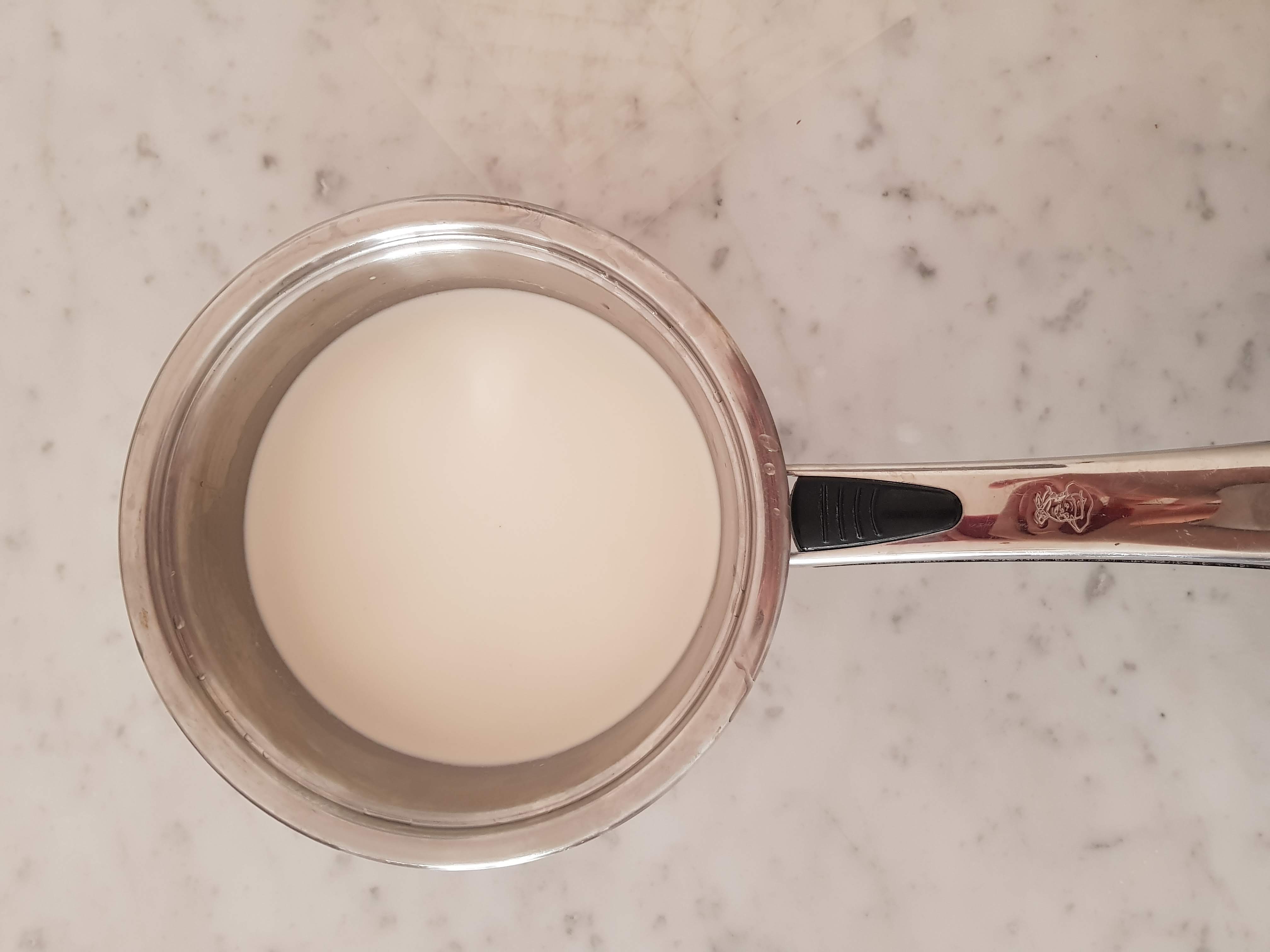 La glassa della Cheesecake al cioccolato senza cottura