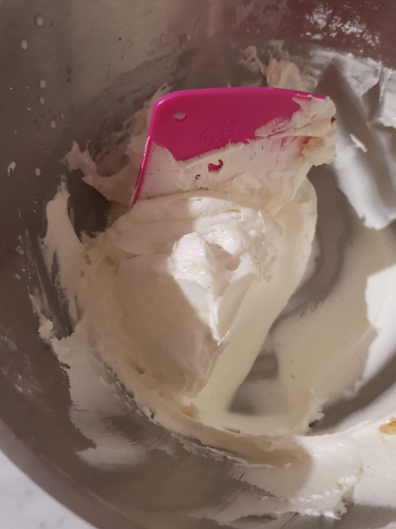 Ricetta della crema al burro senza uova