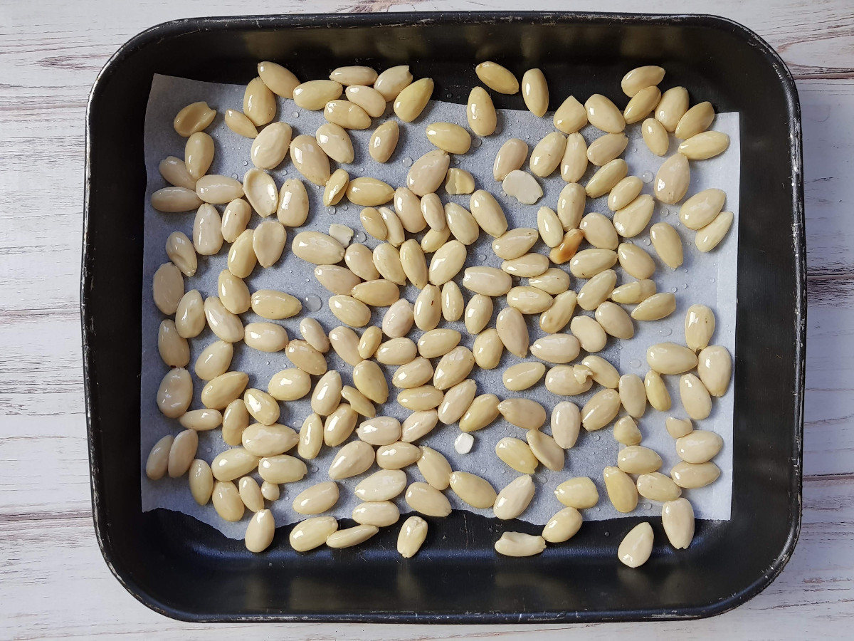 mandorle caramellate al cioccolato