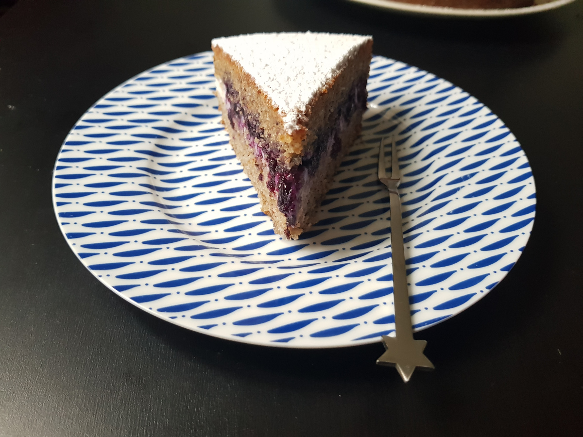 Torta al grano saraceno e mirtilli